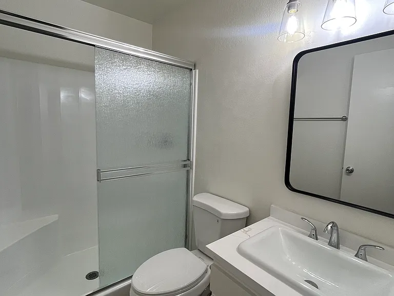 Chapman Meadows Apartments — Photo 11
