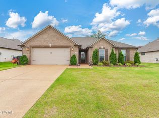 11 Ashland Dr, Jackson, TN 38305