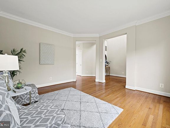 5th image of 7887 Galesburg Pl