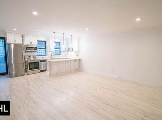 216 Hall St #1, Brooklyn, NY 11205