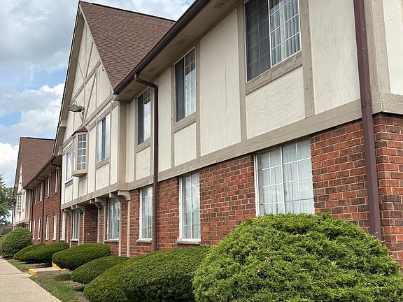 2nd image of 30200 Southfield Rd APT 204