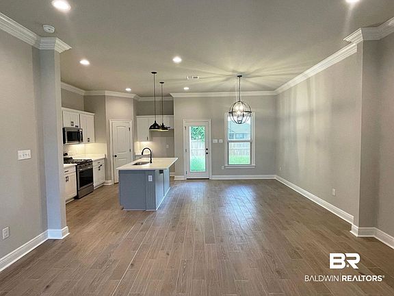 4th image of 1598 Fenton Cir