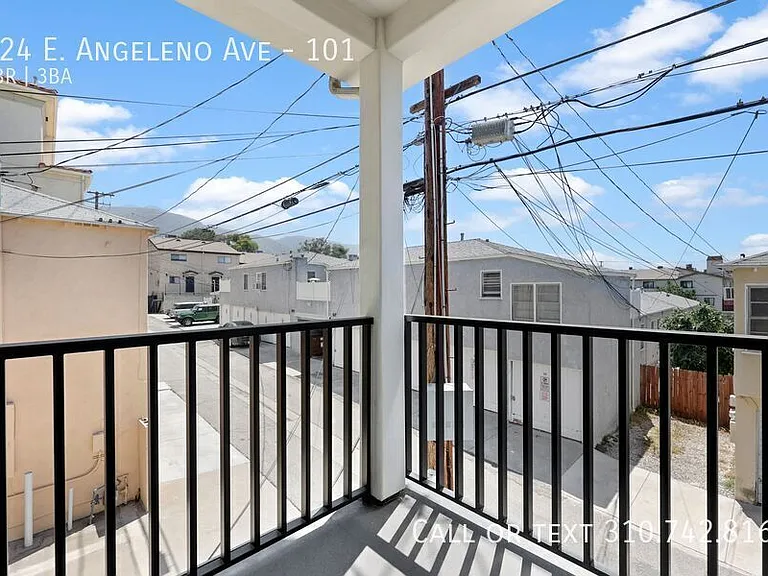 524 E Angeleno Ave #101 — Photo 27