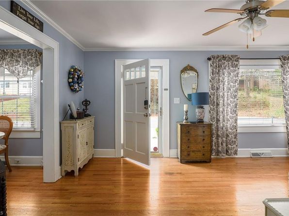 408 W 4th Ave, Lexington, NC 27292