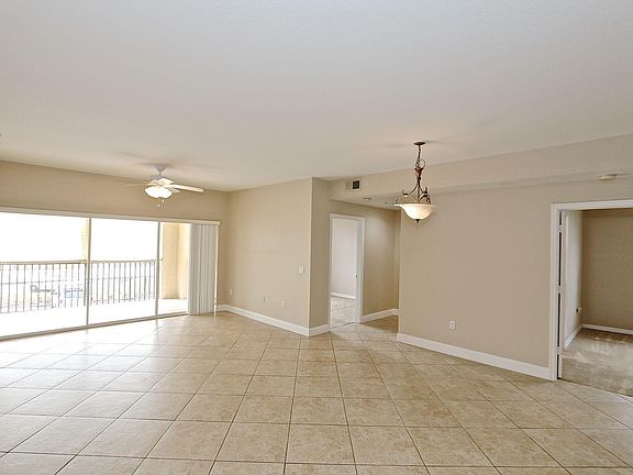 4th image of 7940 Preserve Cir APT 927