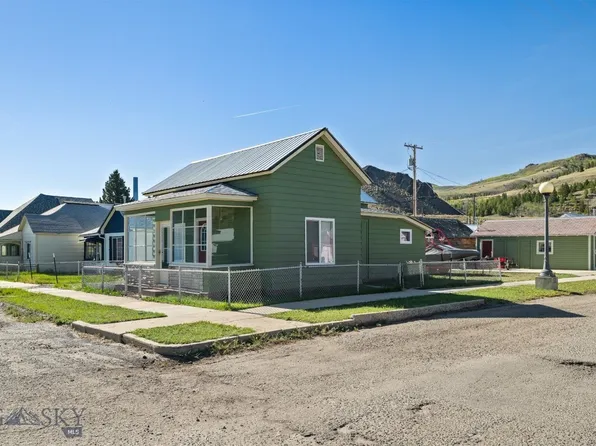 1201 E 5th St, Anaconda, MT 59711