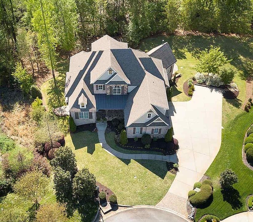 2nd image of 316 Portabello Way