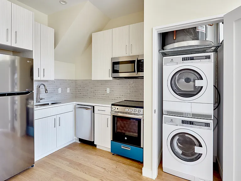 783 Saint Nicholas Ave #5A — Photo 2