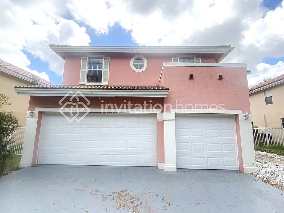 1st image of 6 Valencia Dr