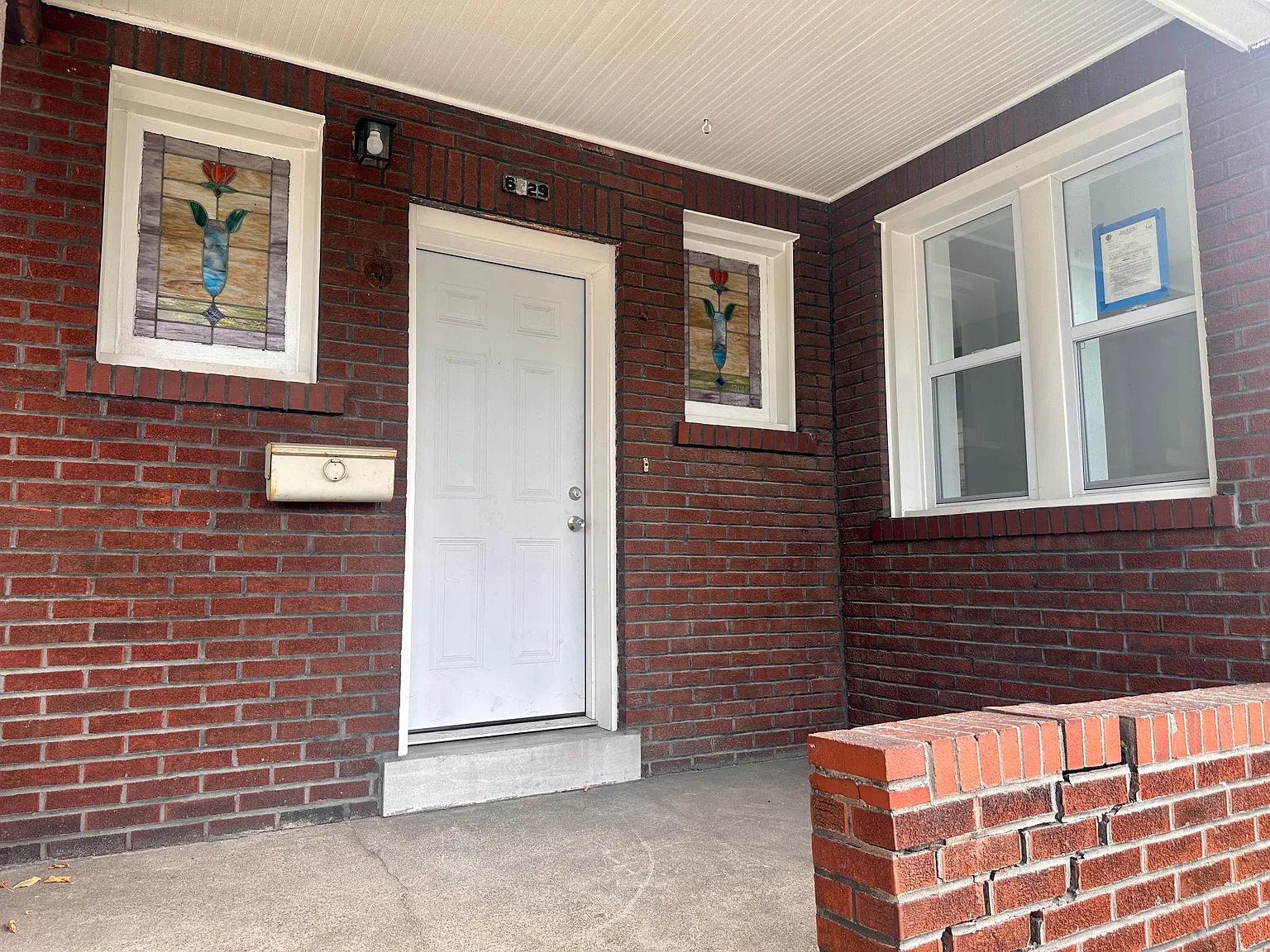 3 bed, 2098 sqft, $2,695 — Photo 3