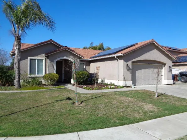 1521 Firestone Drive, Tulare, CA 93274