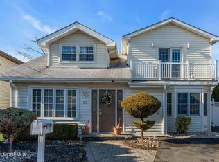 83 Seawood Drive, Keyport, NJ 07735