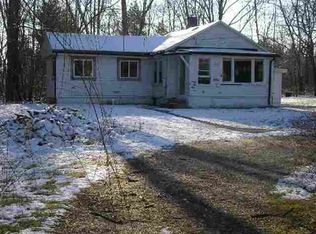 5097 Gratiot Rd, Saint Clair, MI 48079