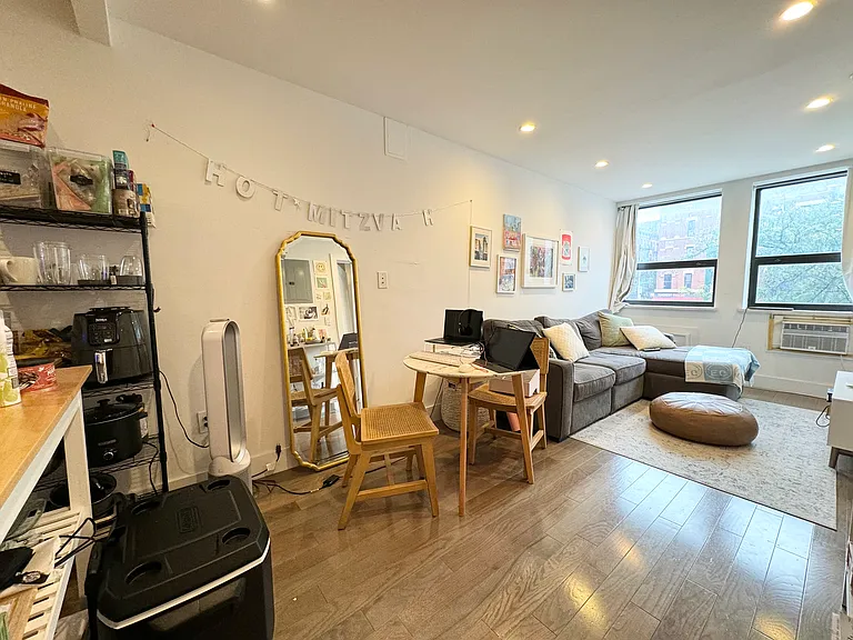 80 Delancey St #2F — Photo 3