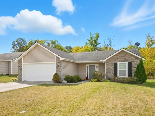 1833 Midsummer Night Cv, Fort Wayne, IN 46818