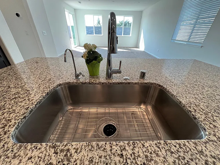 943 Carson River Dr — Photo 8