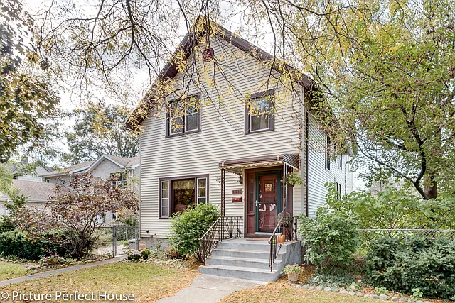 12246 Maple Ave photo 1