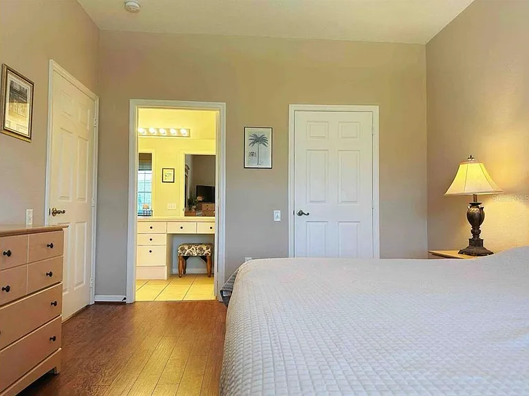 2310 Silver Palm Dr #302 — Photo 10