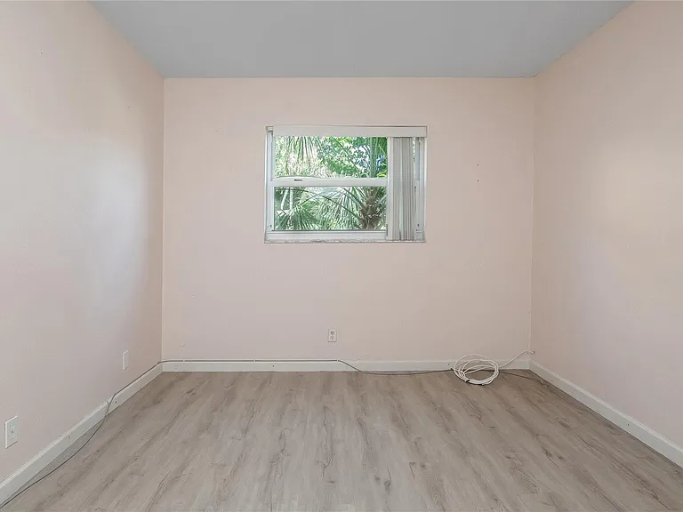 5186 NE 6th Ave #710 — Photo 23