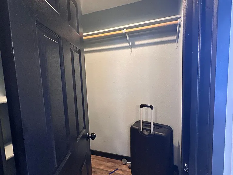 7 Stratton Ln — Photo 14