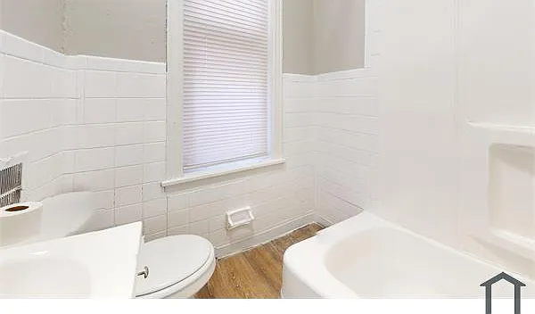 3 bed, $1,500 — Photo 2