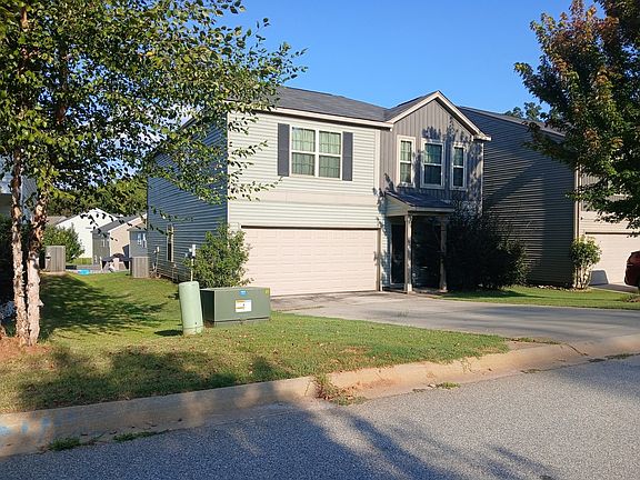 2nd image of 701 Millsgate Cir