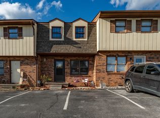 124 Oakcrest Cir, Bristol, VA 24201