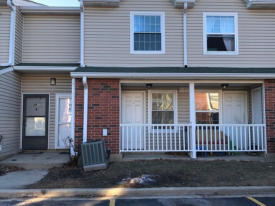 1st image of 1317 E Wyndham Cir #102