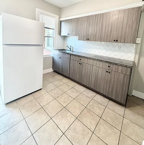 74 William St #1 Photo 1