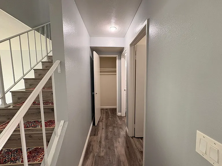 131 Alpine Ct — Photo 5