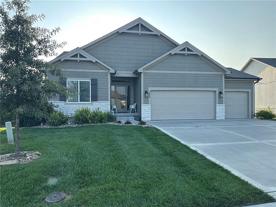 1st image of 2938 SW Arboridge Dr
