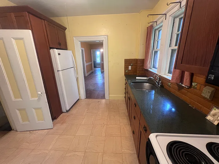 43 Parker Hill Ave #1 — Photo 4