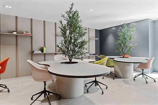 Rented by REAL New York | media 14