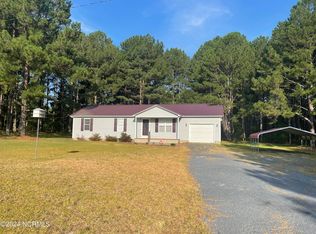 4394 Carthage Rd, West End, NC 27376
