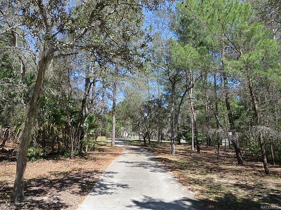 2nd image of 1671 E Amberjack Dr