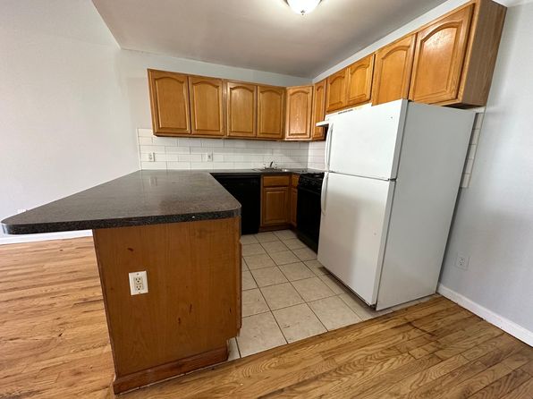 Apartments for Rent in East Rutherford, NJ - 225 Rentals