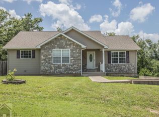 15729 Terris Ln, Saint Robert, MO 65584