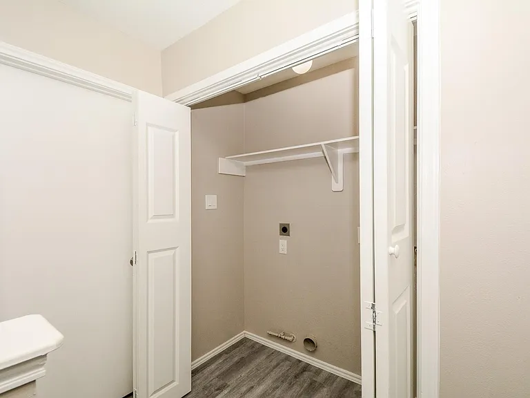 8826 Pecan Place Dr — Photo 12