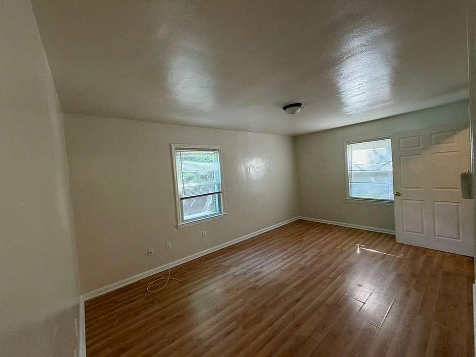 Unit Photo