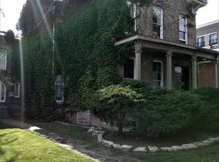 146 S State St, Elgin, IL 60123