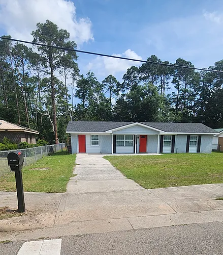 535 Azalea St Photo 1