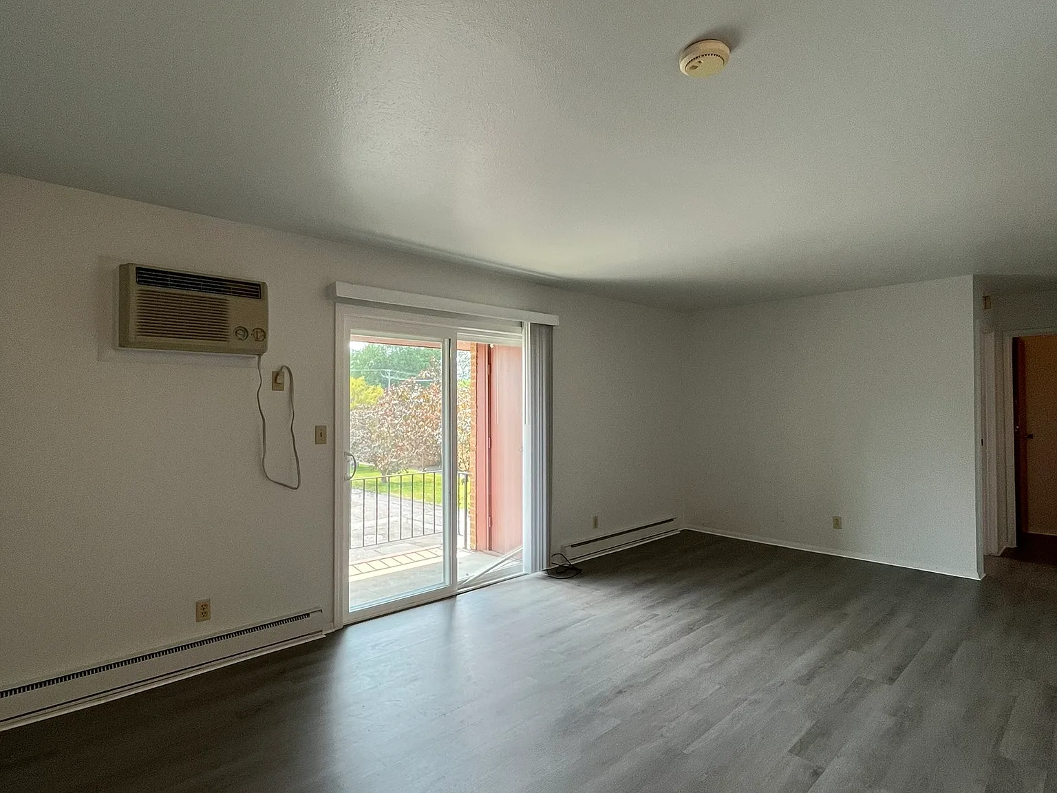 741 North Macomb Street-SRM - 5 — Photo 4
