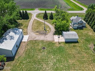 694 6th Ave NE, Thompson, ND 58278