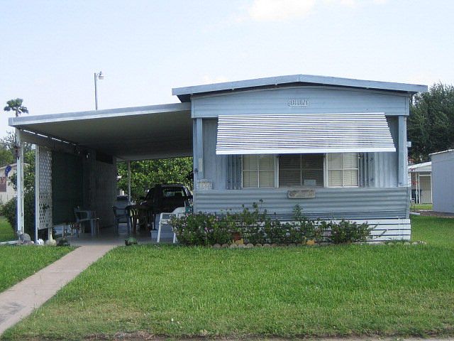 1st image of 202 Covered Wagon Dr