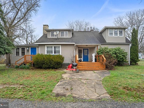 2nd image of 7019 Ridge Ave