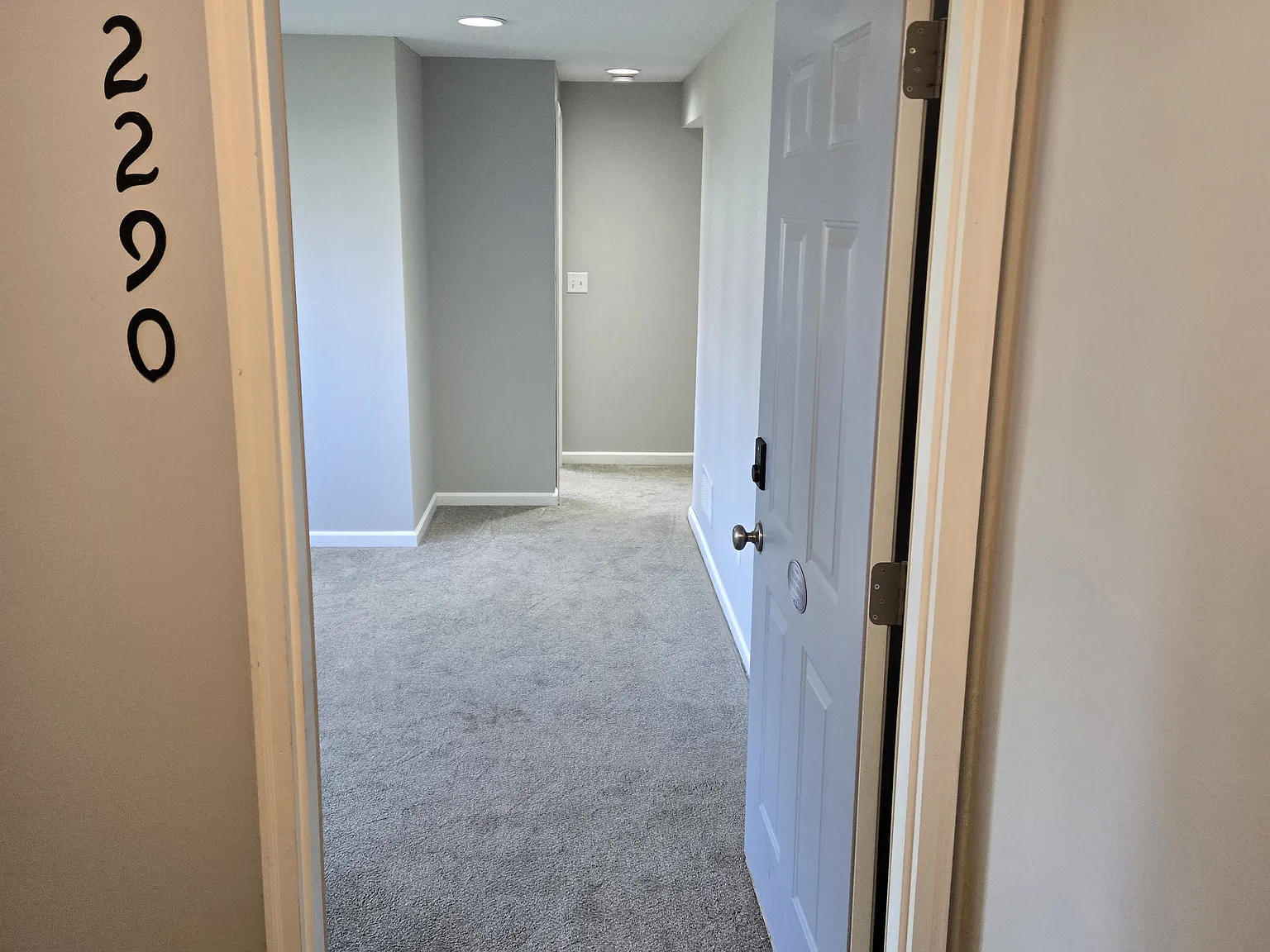 3 bed, 1325 sqft, $1,895 — Photo 2