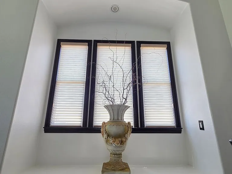 2819 Savannah Ct — Photo 19