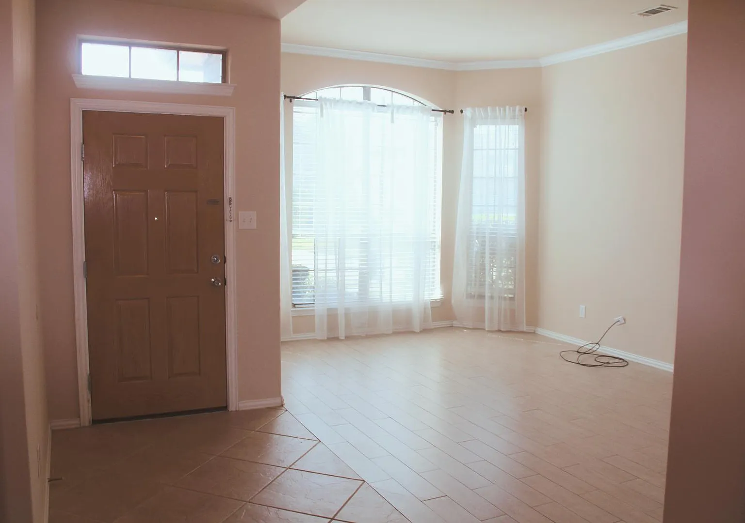 5913 Haven Lake Way — Photo 3