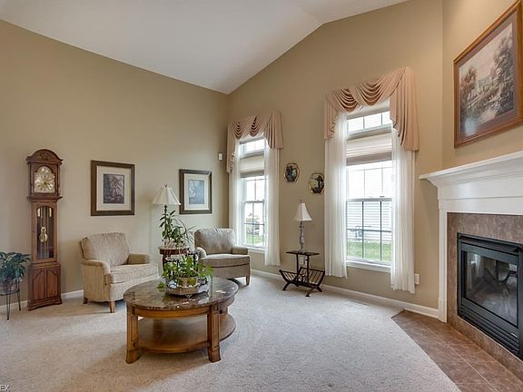 2nd image of 38207 Cross Creek Dr #38