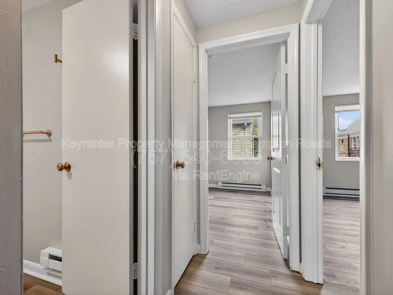 6249 Alexander St #C — Photo 8